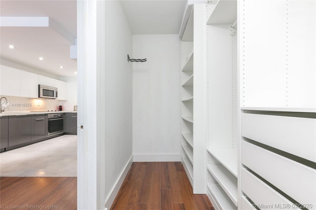 Квартира в Майами, США, 70 м² - фото 9