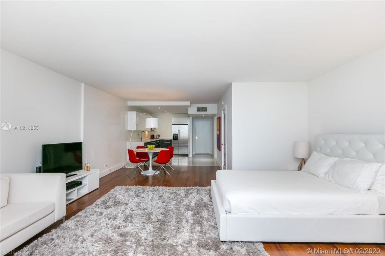 Квартира в Майами, США, 70 м² - фото 5