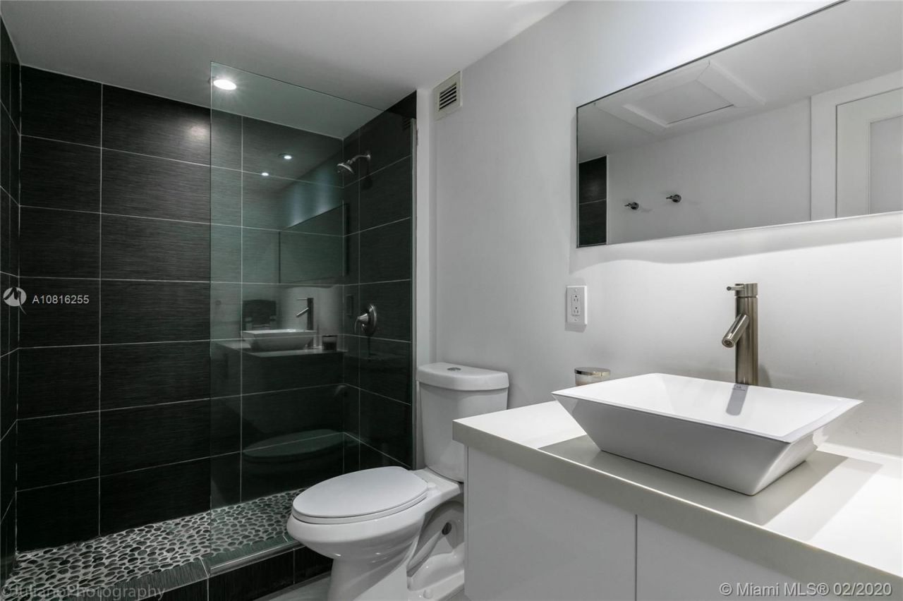 Квартира в Майами, США, 70 м² - фото 10