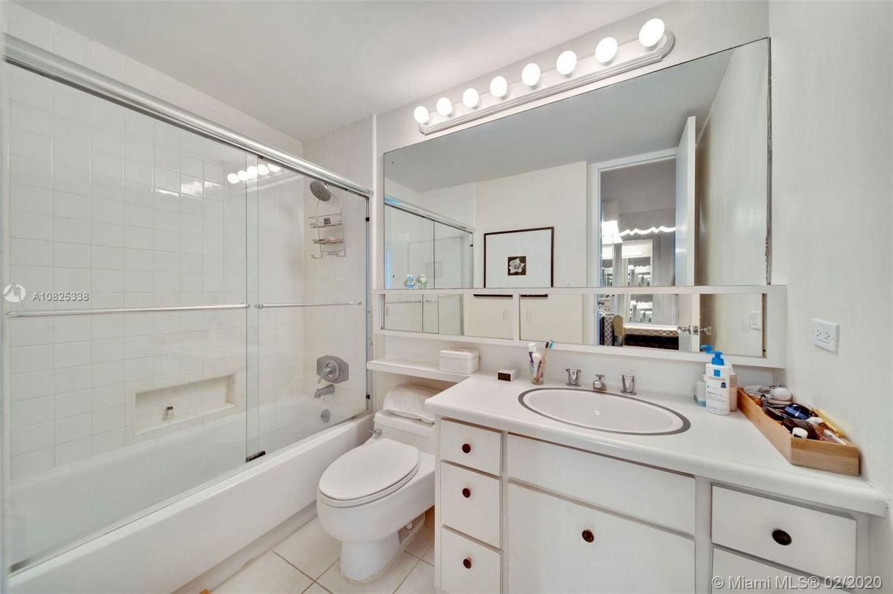 Квартира в Майами, США, 120 м² - фото 13