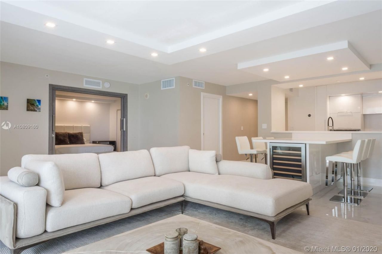 Квартира в Майами, США, 90 м² - фото 3