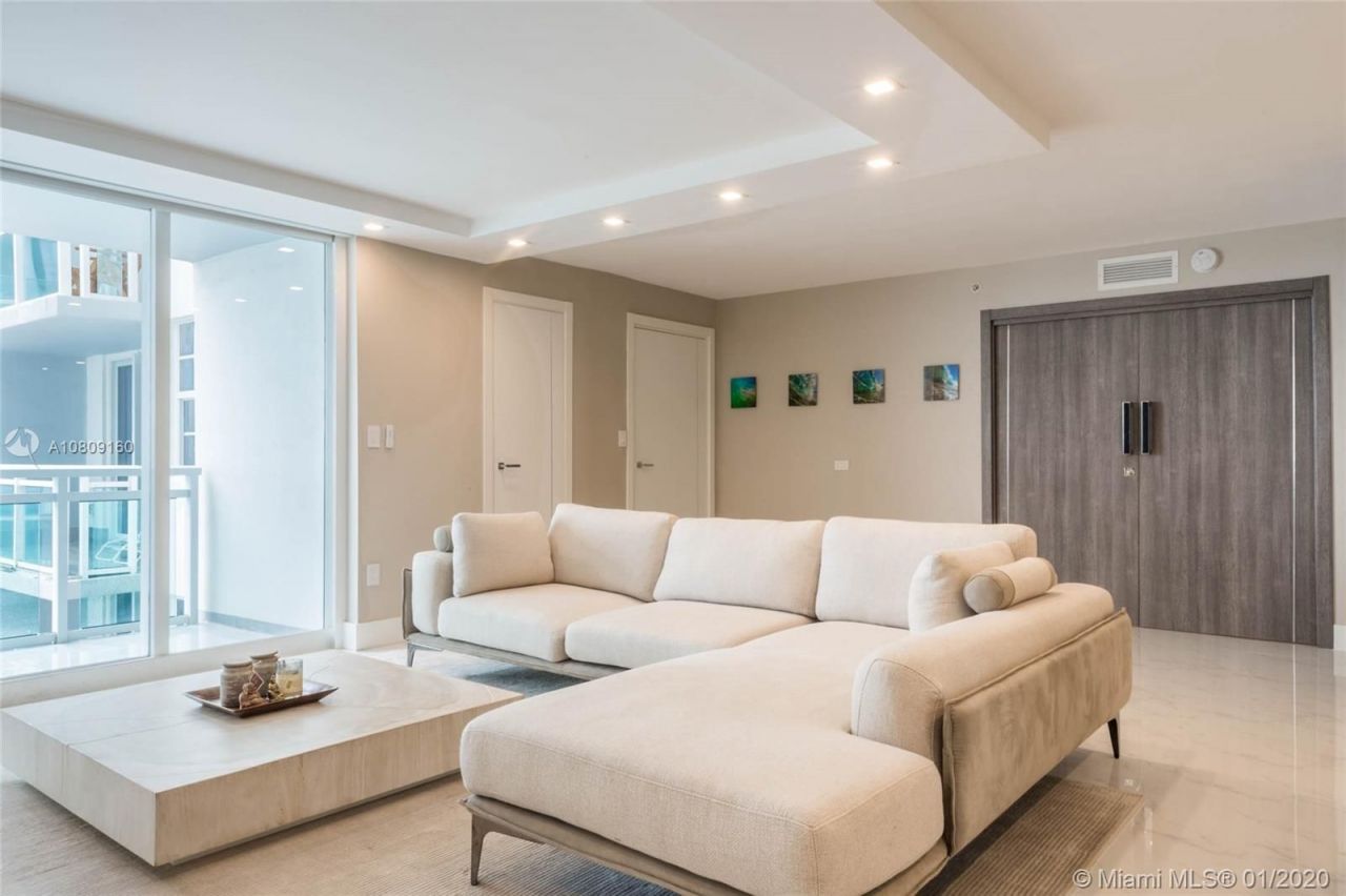 Квартира в Майами, США, 90 м² - фото 2