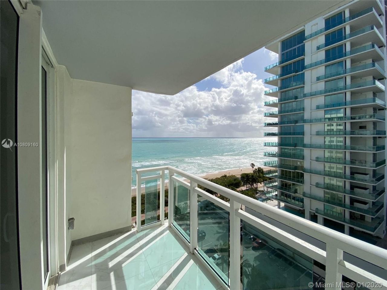 Квартира в Майами, США, 90 м² - фото 4