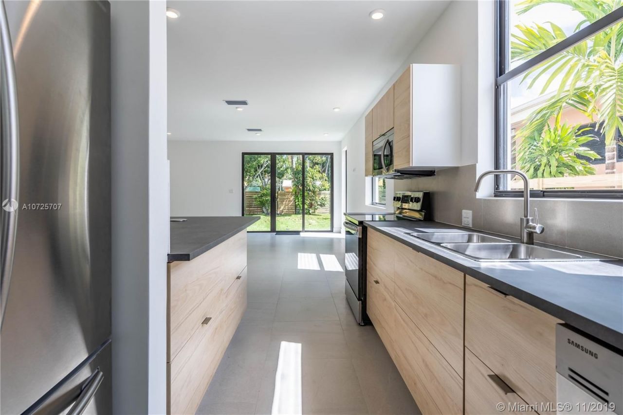 Таунхаус в Майами, США, 400 м² - фото 5