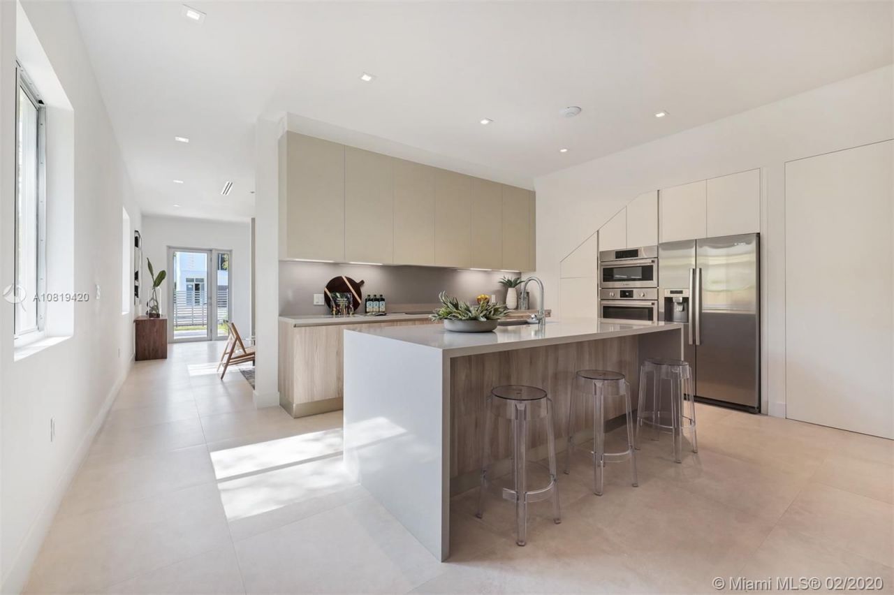 Таунхаус в Майами, США, 250 м² - фото 11