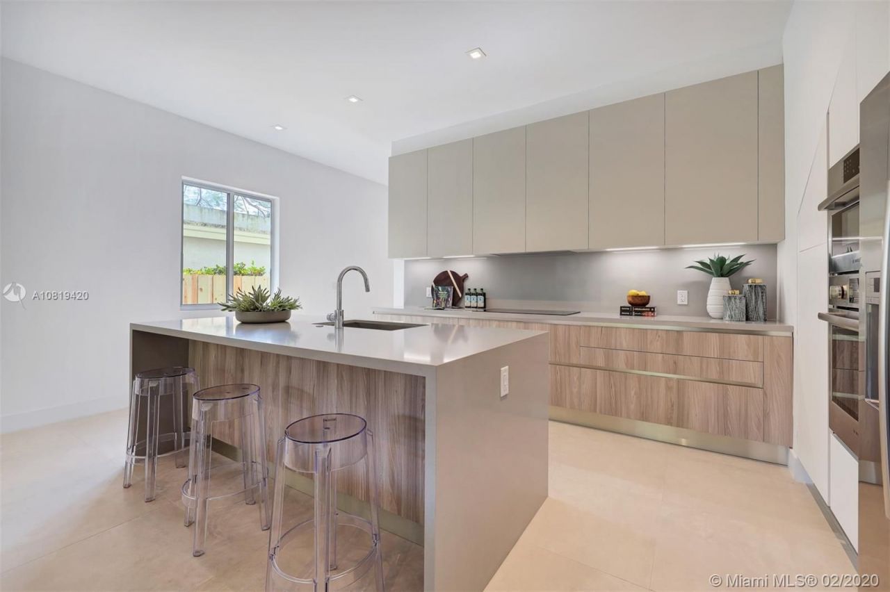 Таунхаус в Майами, США, 250 м² - фото 13