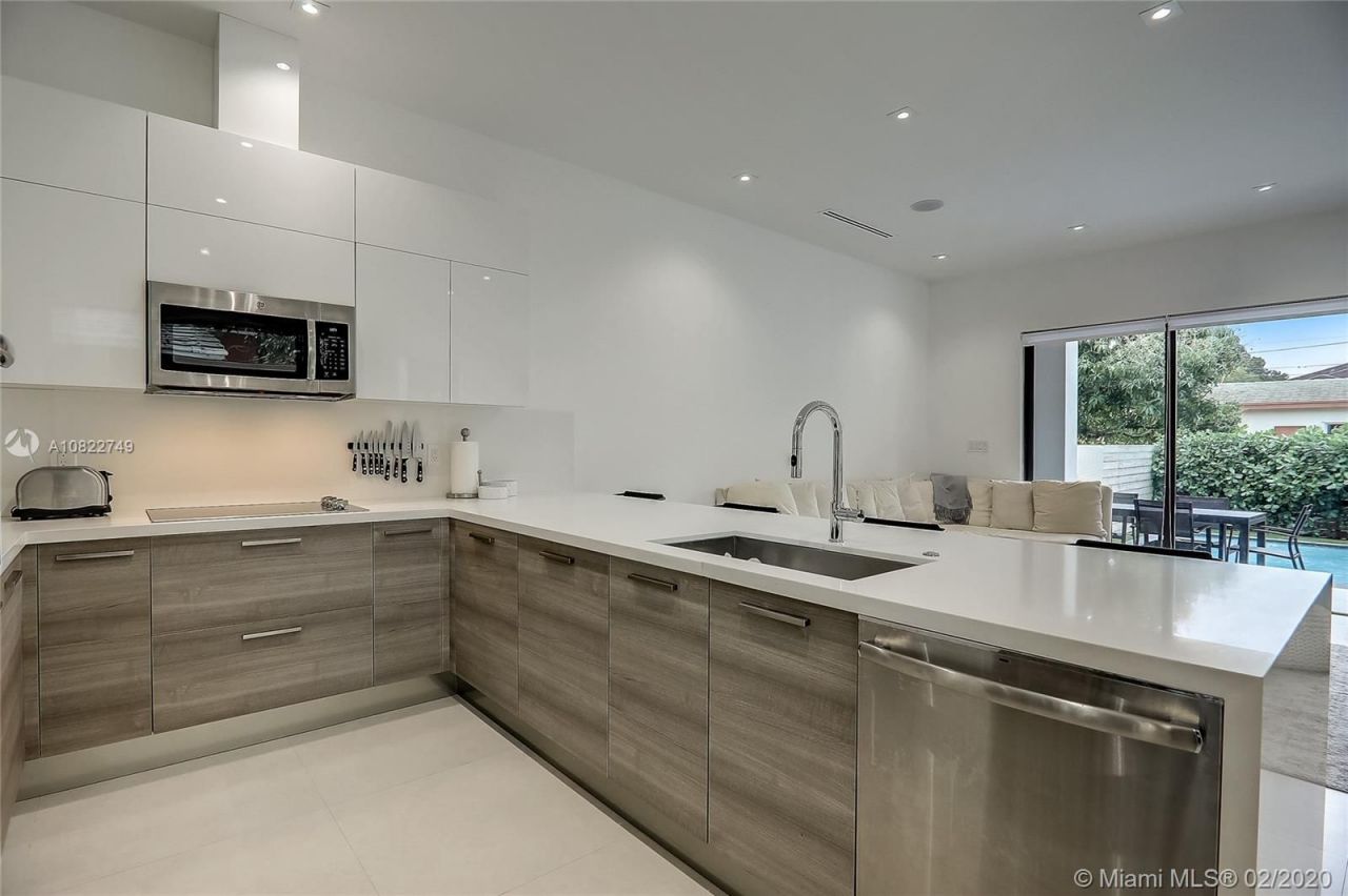 Таунхаус в Майами, США, 220 м² - фото 13