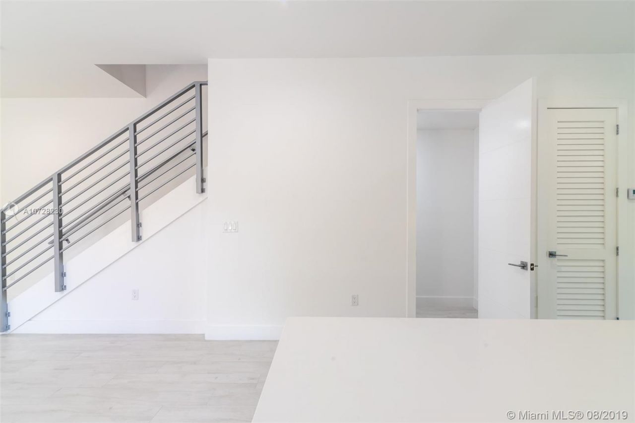 Таунхаус в Майами, США, 250 м² - фото 14