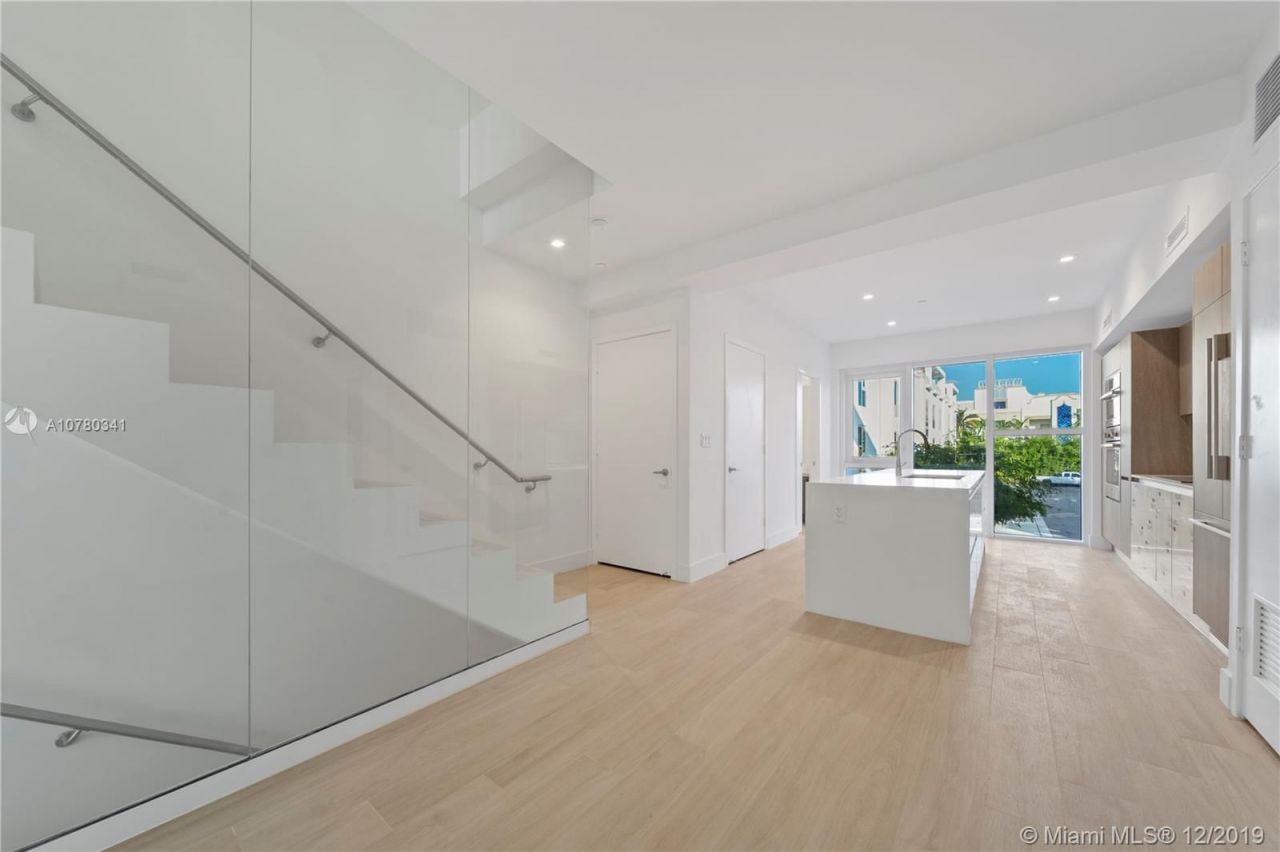 Таунхаус в Майами, США, 170 м² - фото 13