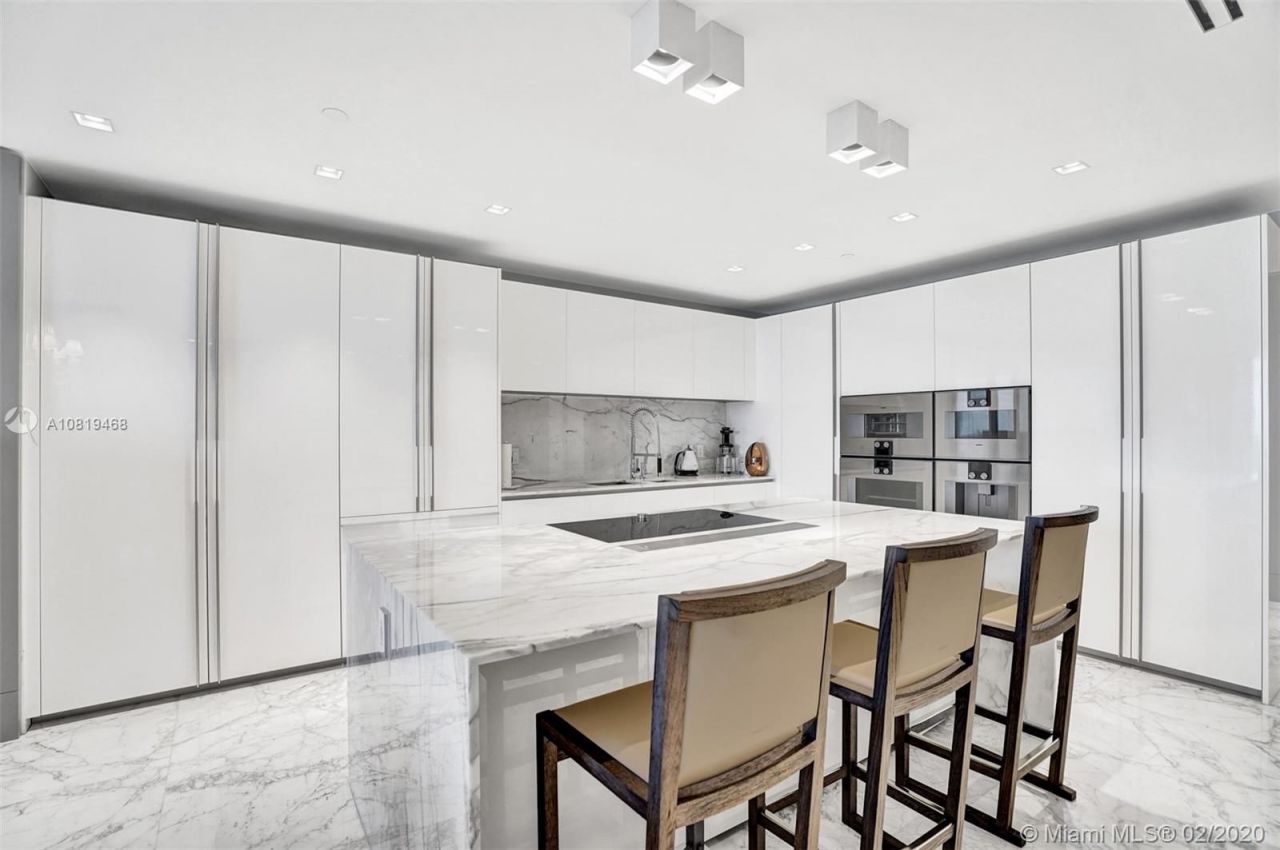 Квартира в Майами, США, 180 м² - фото 14