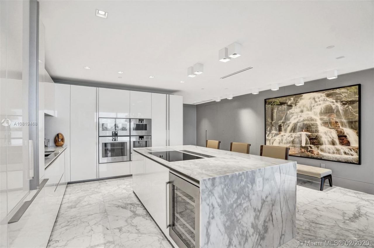 Квартира в Майами, США, 180 м² - фото 16