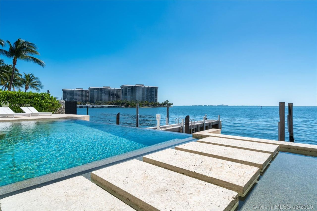 Вилла в Майами, США, 1 300 м² - фото 2