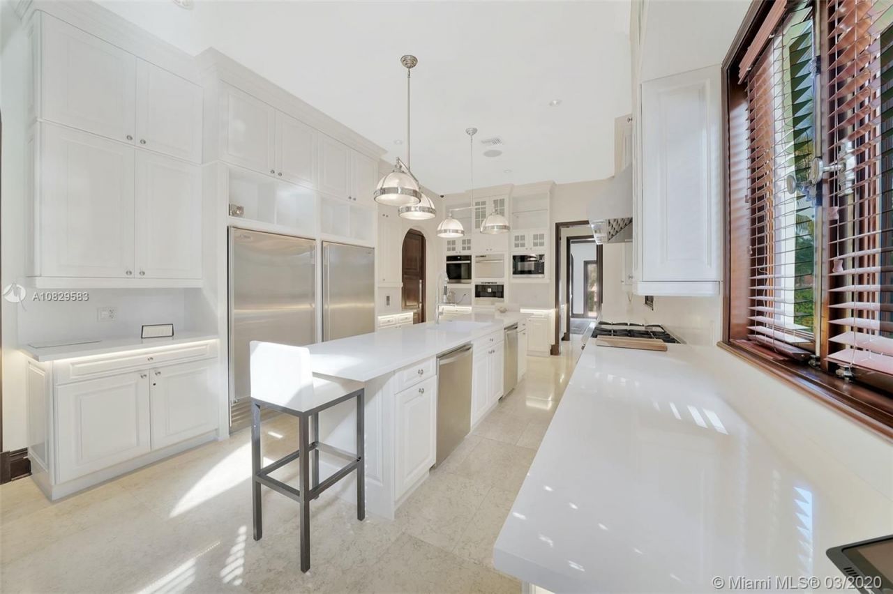 Вилла в Майами, США, 900 м² - фото 3