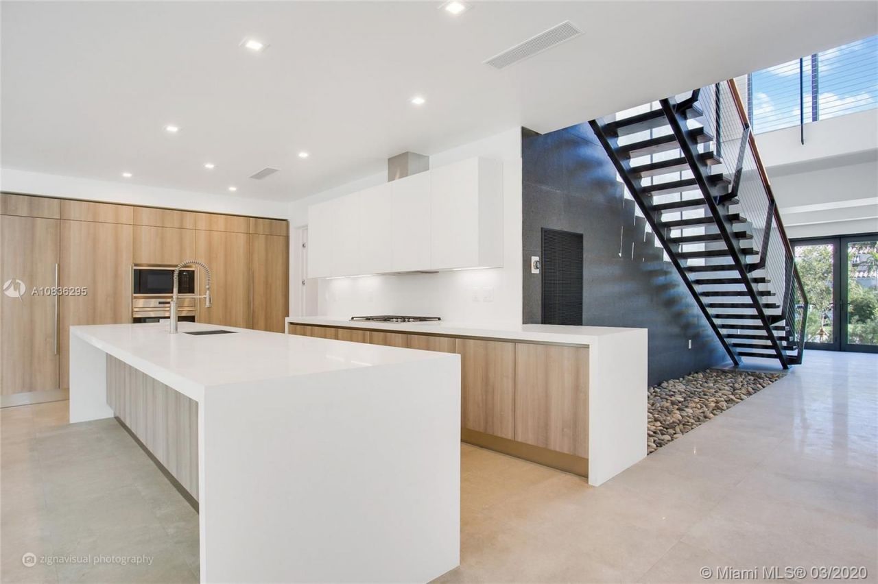 Вилла в Майами, США, 300 м² - фото 12