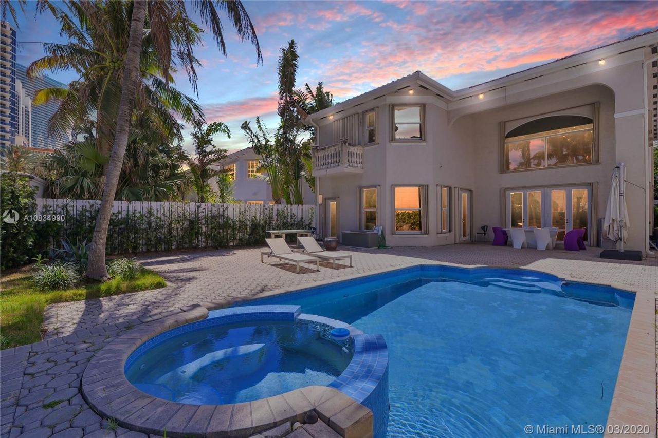 Вилла в Майами, США, 400 м² - фото 2