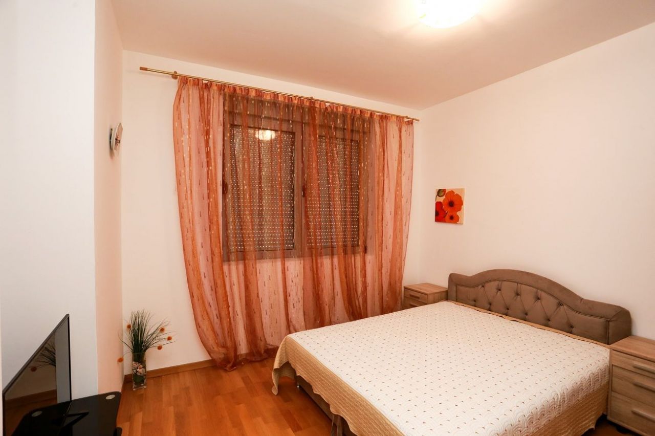 Квартира в Будве, Черногория, 147 м2 - фото 1