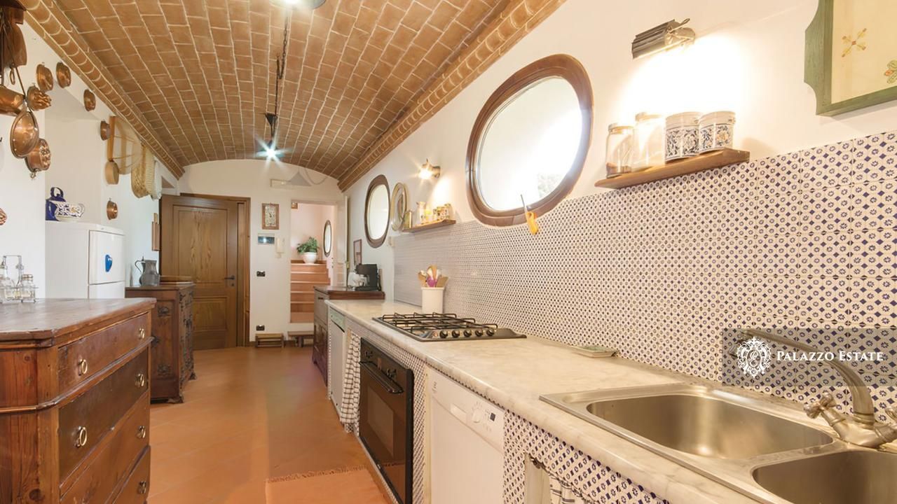 Дом в Кастильоне-дель-Лаго, Италия, 650 м² - фото 13