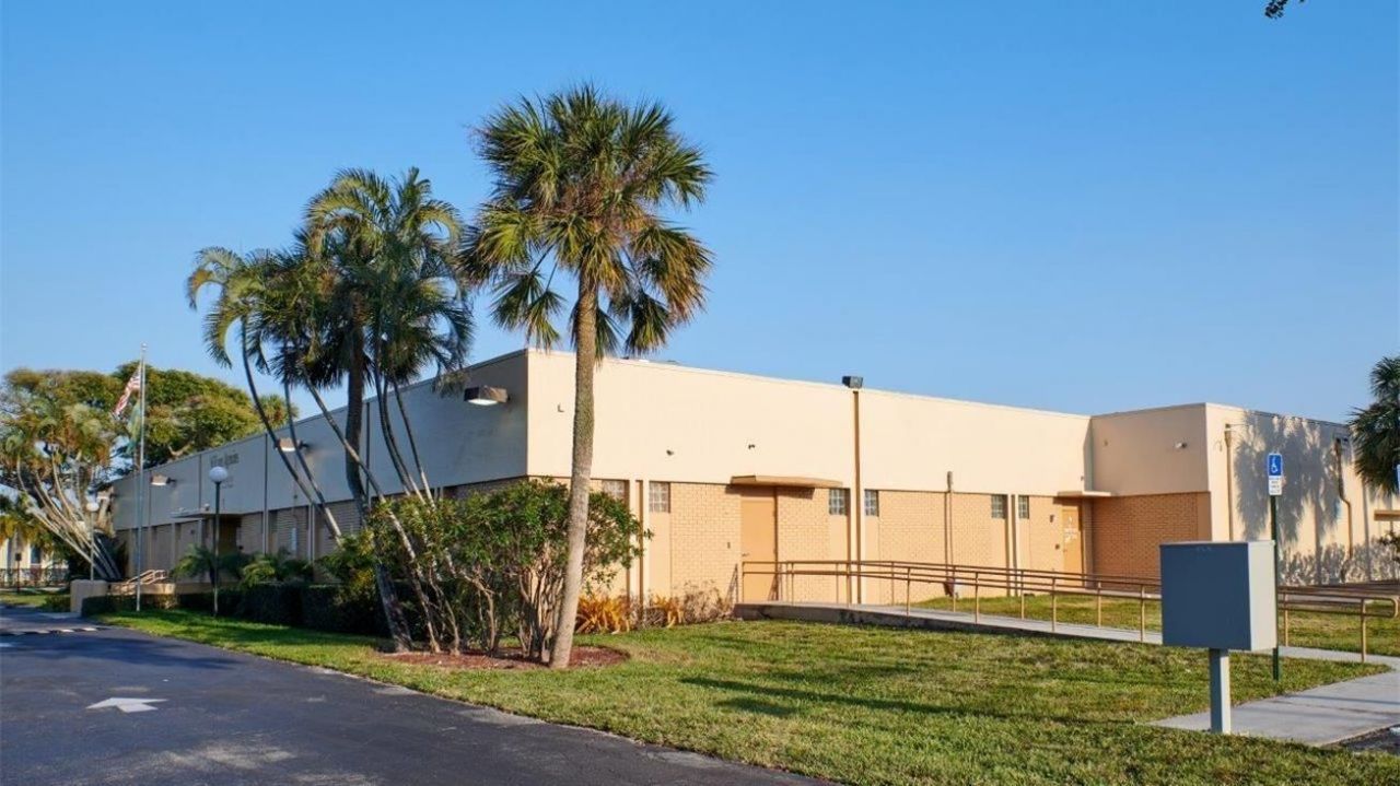 Офис в Майами, США, 3 500 м² - фото 2