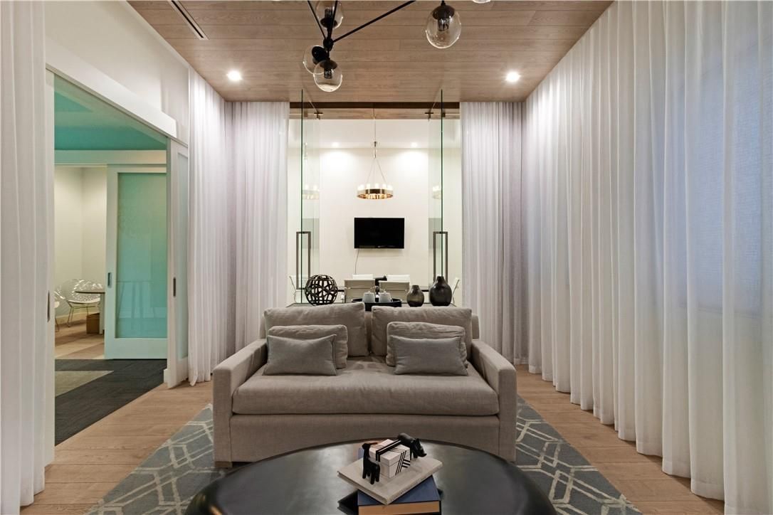 Коммерческая недвижимость в Майами, США, 2 000 м² - фото 4