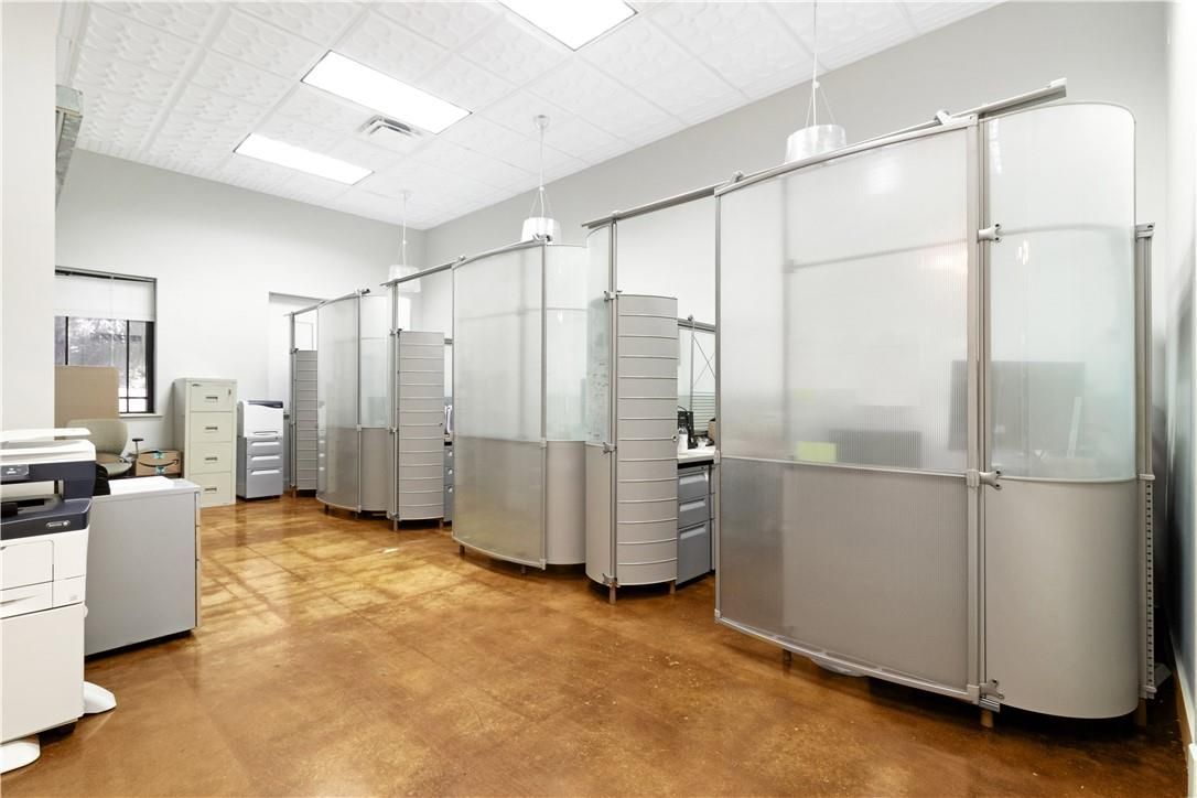 Коммерческая недвижимость в Майами, США, 2 000 м² - фото 9