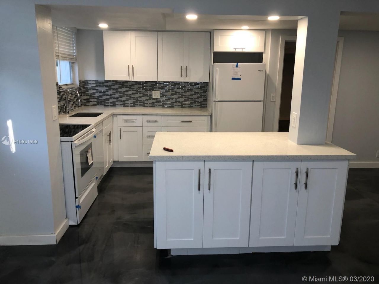 Доходный дом в Майами, США, 800 м² - фото 2