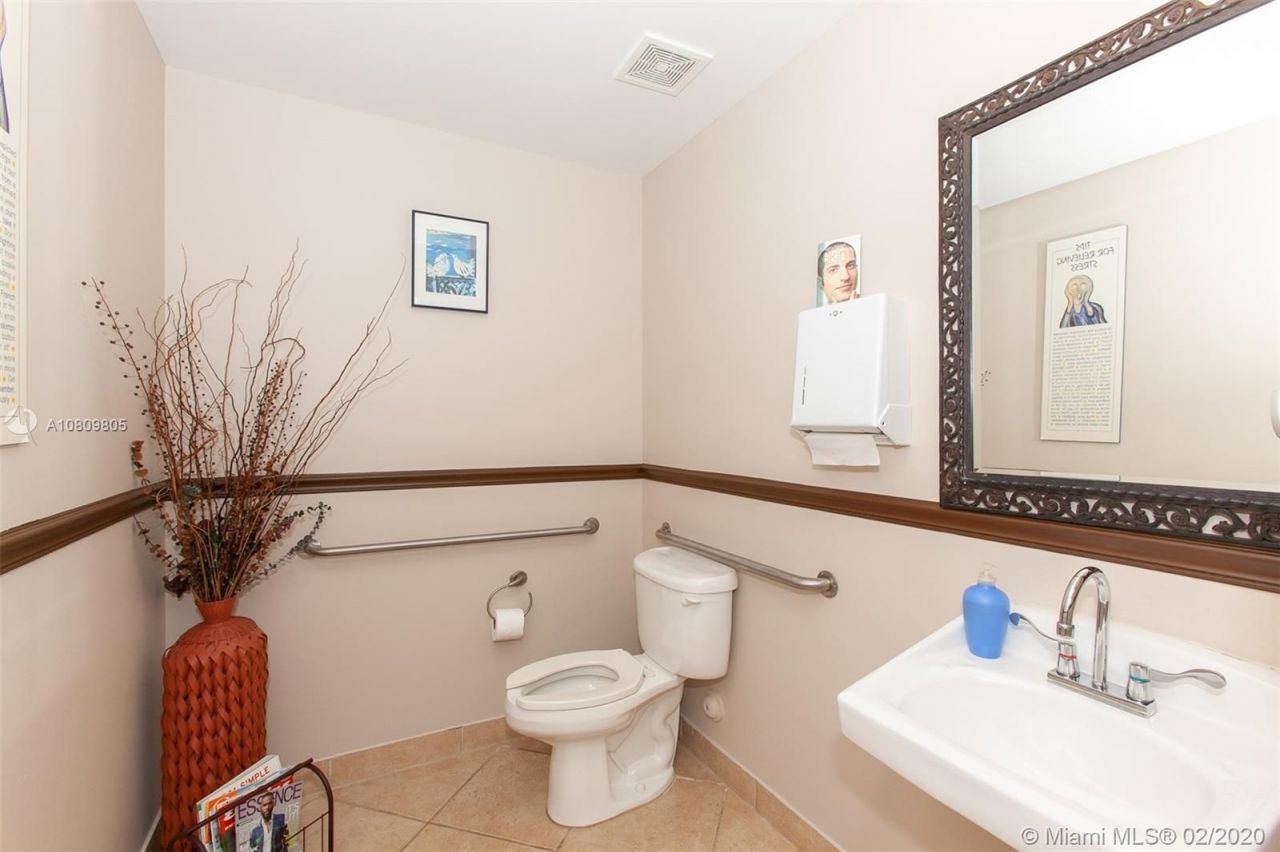 Офис в Майами, США, 400 м² - фото 10