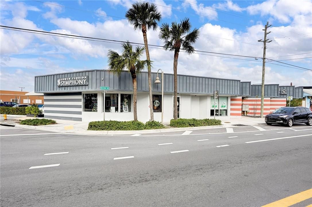 Офис в Майами, США, 350 м² - фото 2