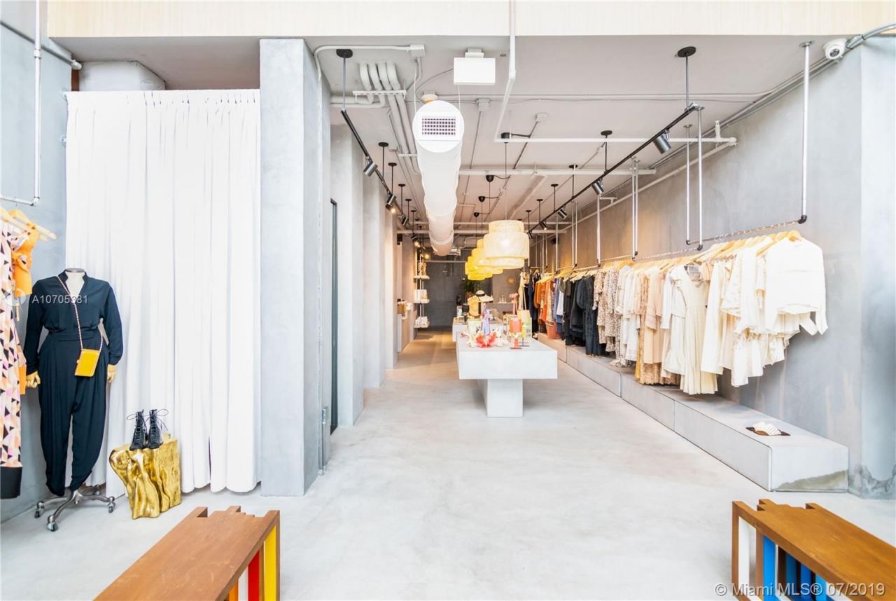Магазин в Майами, США, 150 м² - фото 7
