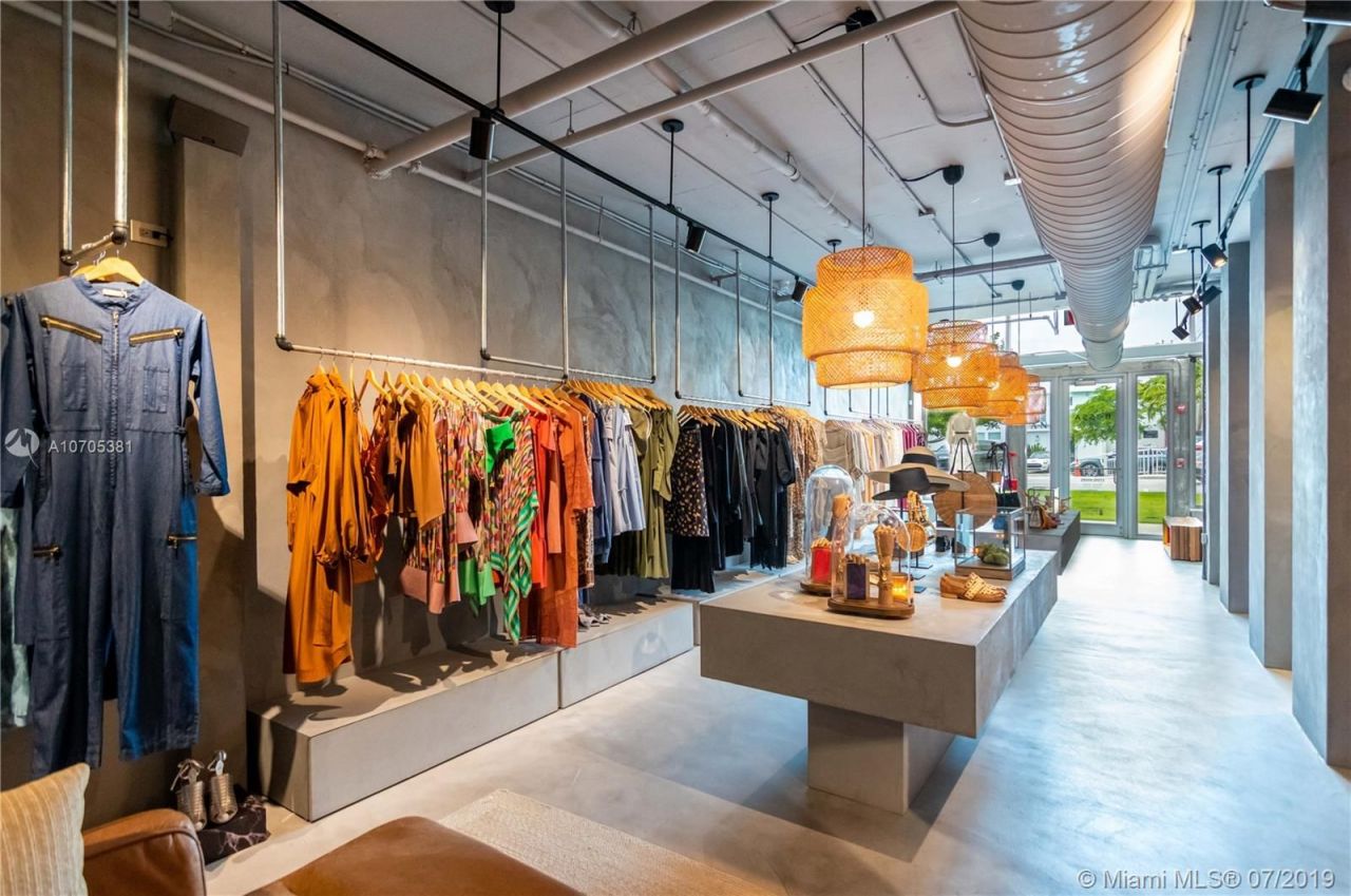 Магазин в Майами, США, 150 м² - фото 8