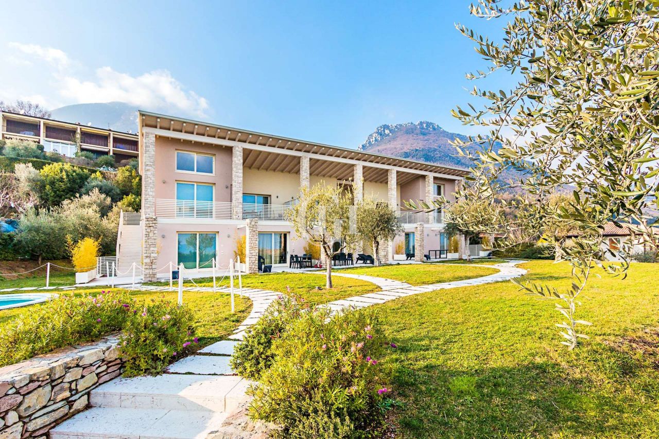 Апартаменты у озера Гарда, Италия, 110 м² - фото 6