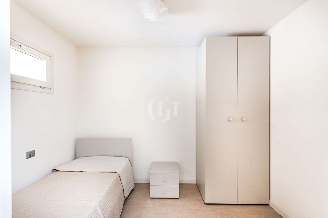 Апартаменты у озера Гарда, Италия, 110 м² - фото 15