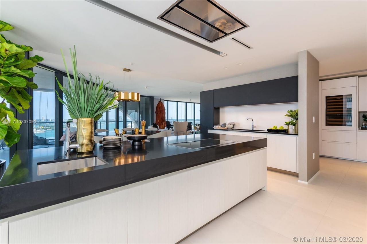 Апартаменты в Майами, США, 450 м² - фото 9