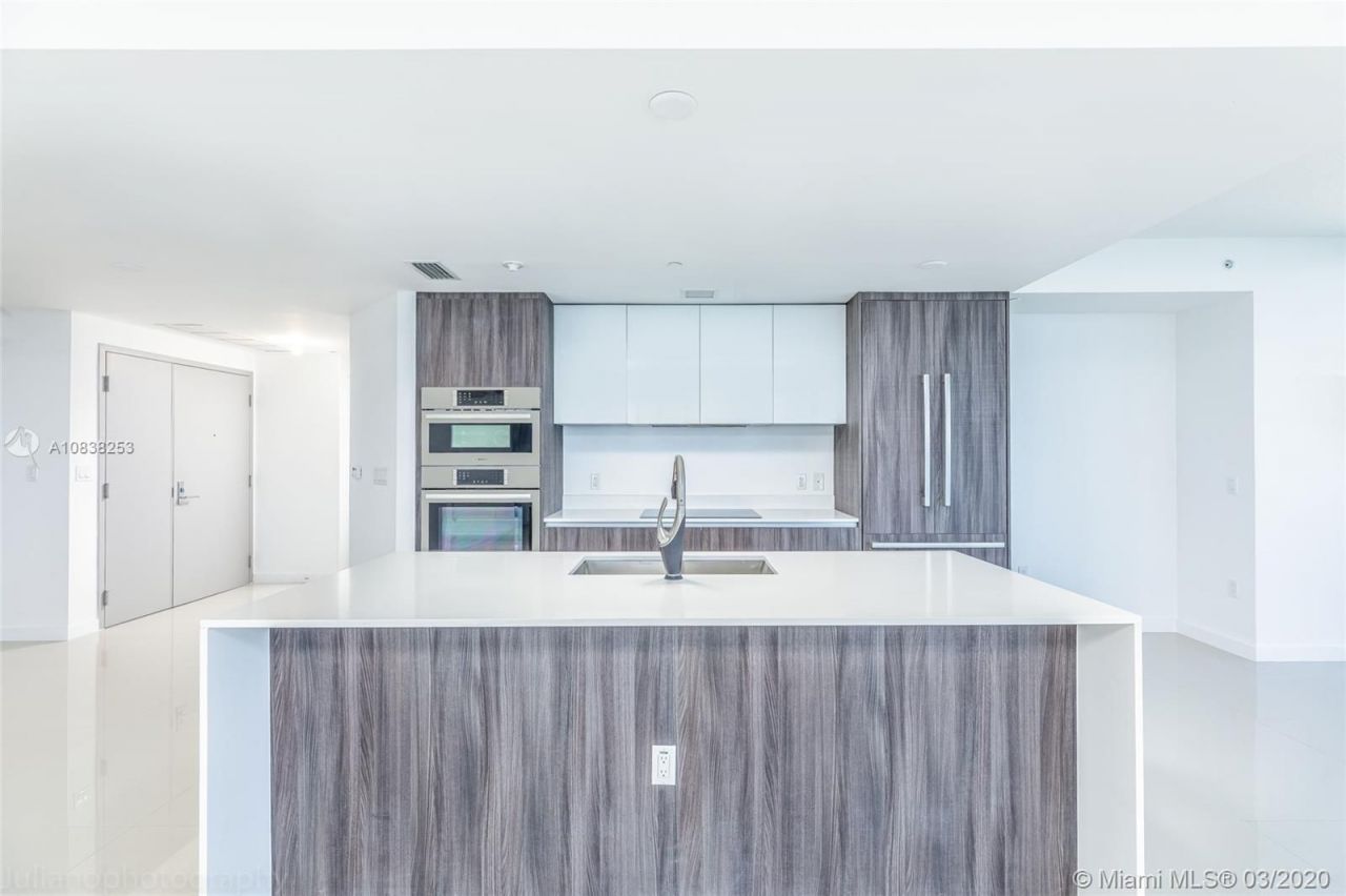 Апартаменты в Майами, США, 180 м² - фото 2