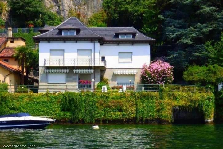 Дом у озера Комо, Италия, 560 м2 - фото 1