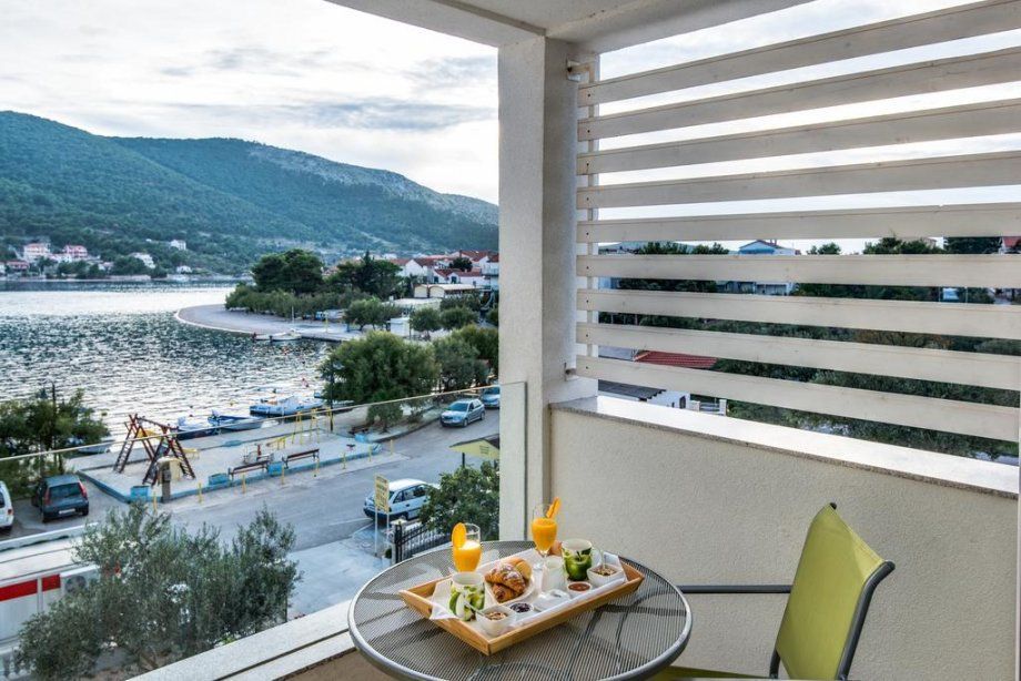 Отель, гостиница в Шибенике, Хорватия, 520 м2 - фото 1