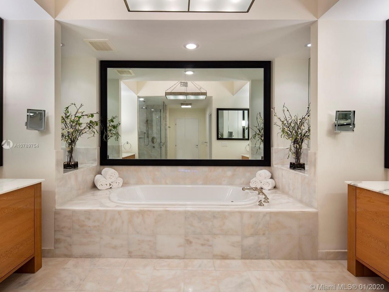 Квартира в Майами, США, 320 м² - фото 7