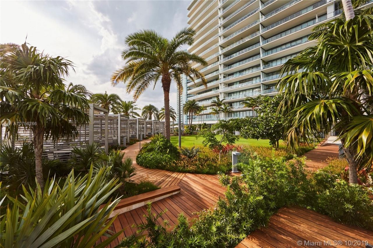 Квартира в Майами, США, 250 м² - фото 11