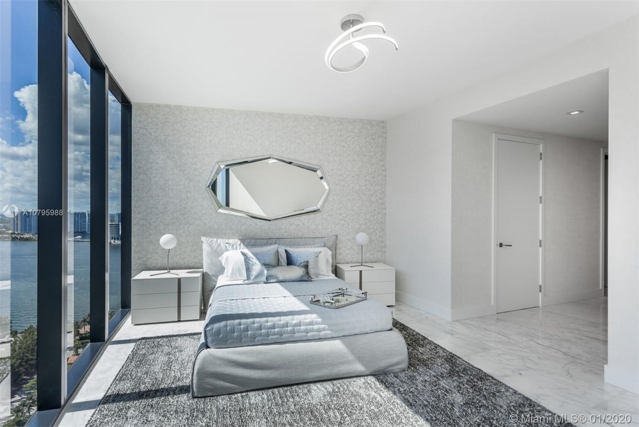 Квартира в Майами, США, 380 м² - фото 12