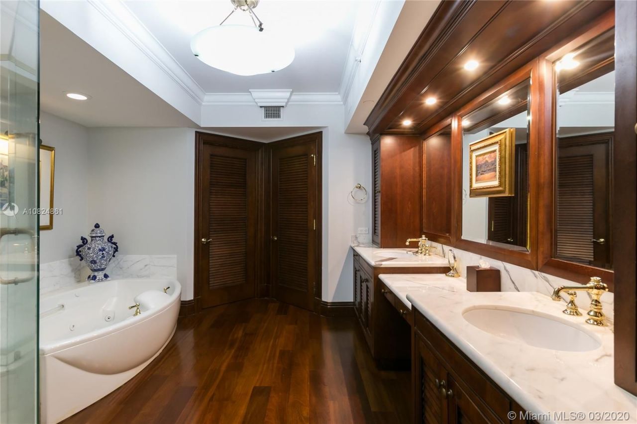 Квартира в Майами, США, 280 м² - фото 13