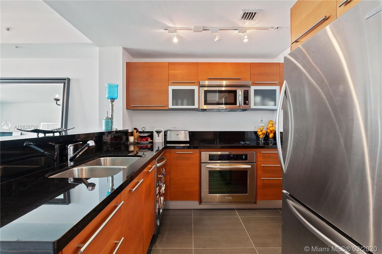 Апартаменты в Майами, США, 100 м² - фото 3