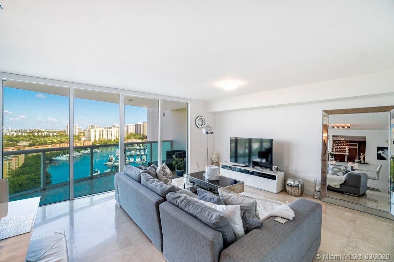 Апартаменты в Майами, США, 170 м² - фото 2