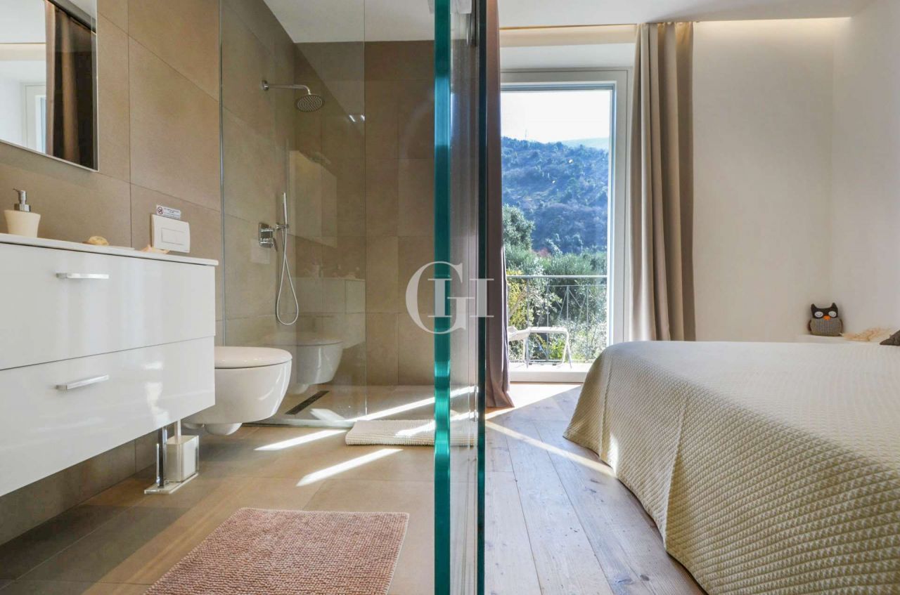 Апартаменты у озера Гарда, Италия, 115 м² - фото 5