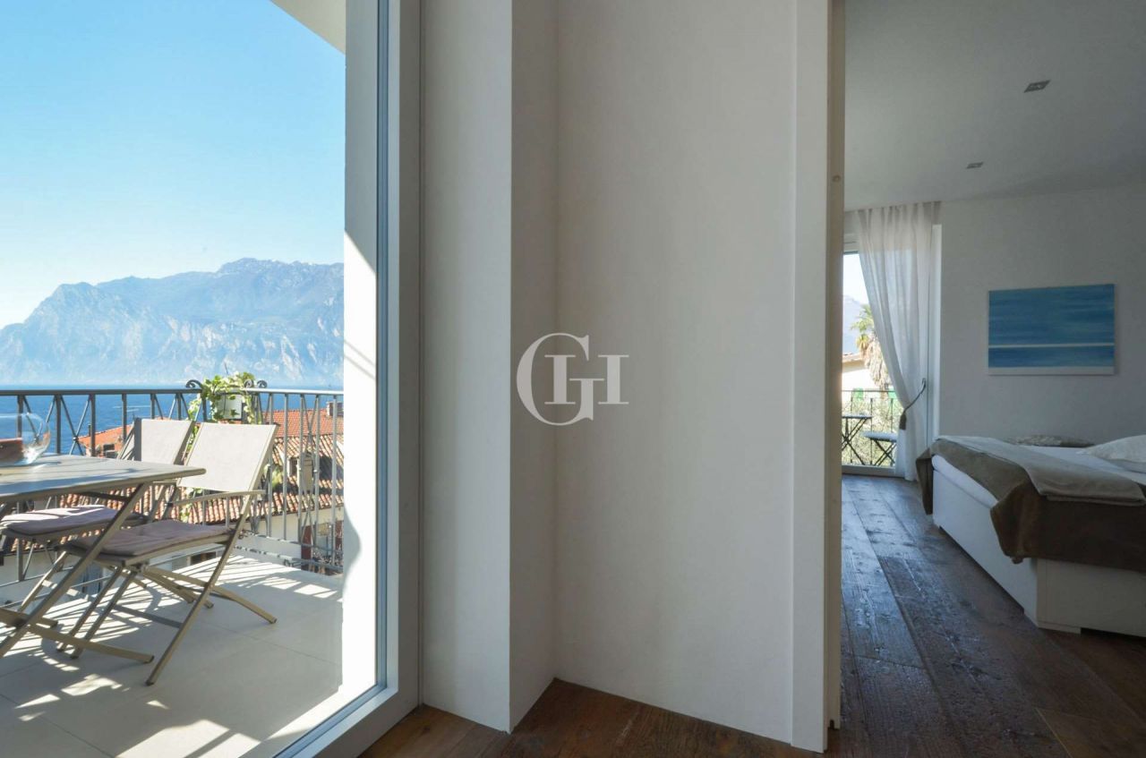 Апартаменты у озера Гарда, Италия, 115 м² - фото 7