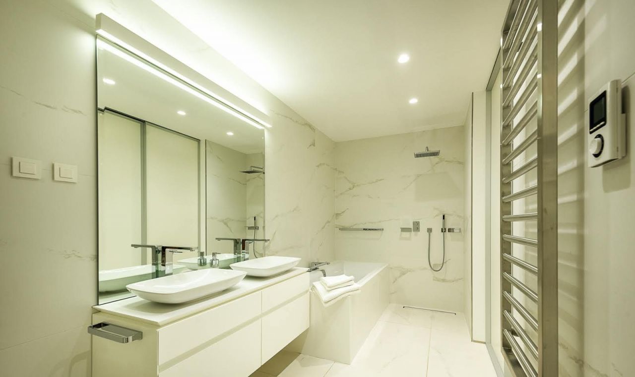 Квартира в Будве, Черногория, 157 м² - фото 5