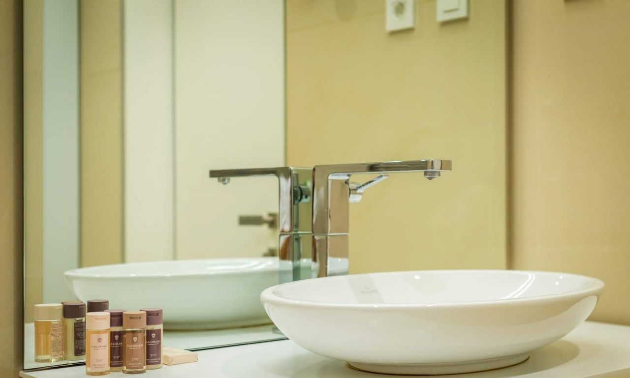 Квартира в Будве, Черногория, 157 м² - фото 11