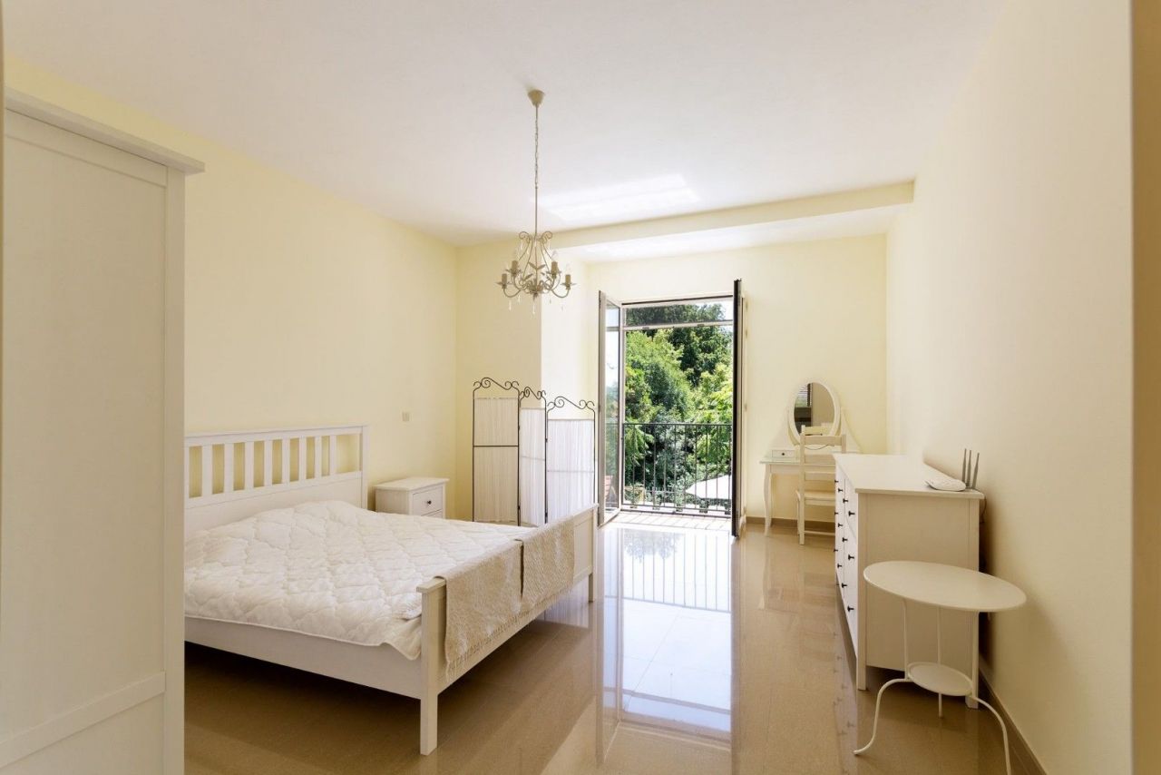 Вилла в Будве, Черногория, 1 000 м² - фото 15