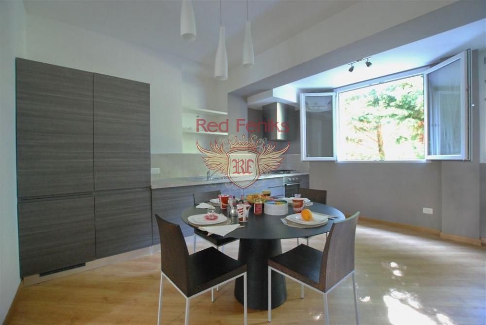 Апартаменты у озера Маджоре, Италия, 120 м² - фото 1