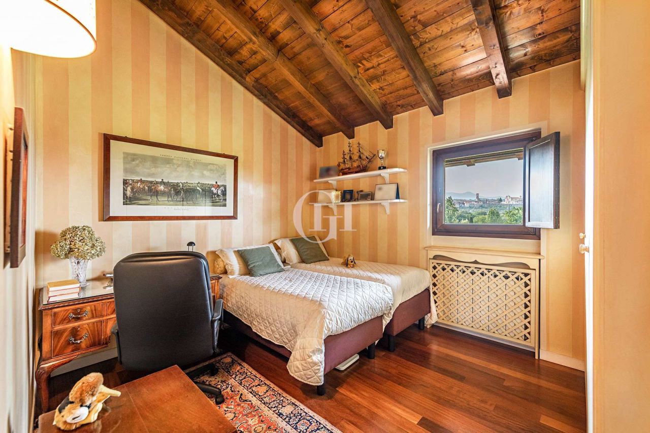 Апартаменты у озера Гарда, Италия, 180 м² - фото 10