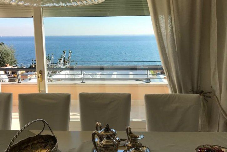 Вилла у озера Гарда, Италия, 800 м² - фото 9