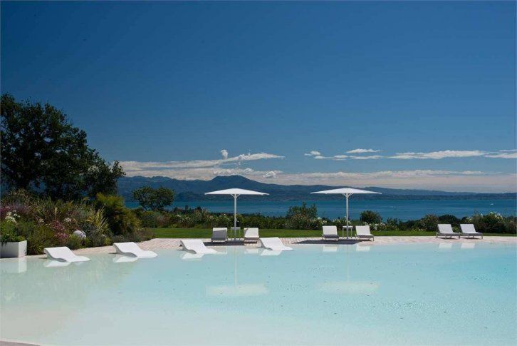 Вилла у озера Гарда, Италия, 276 м² - фото 4